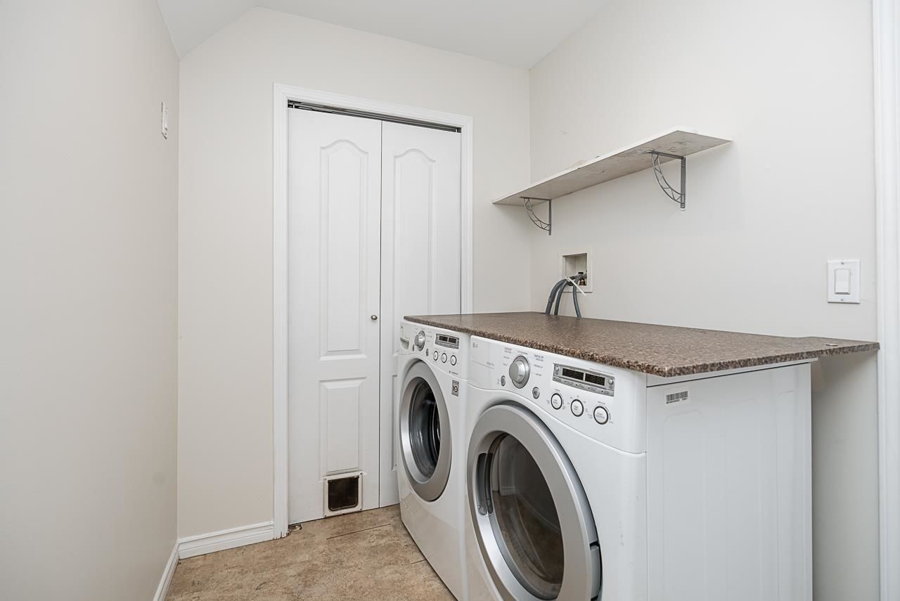 Listing Image 14