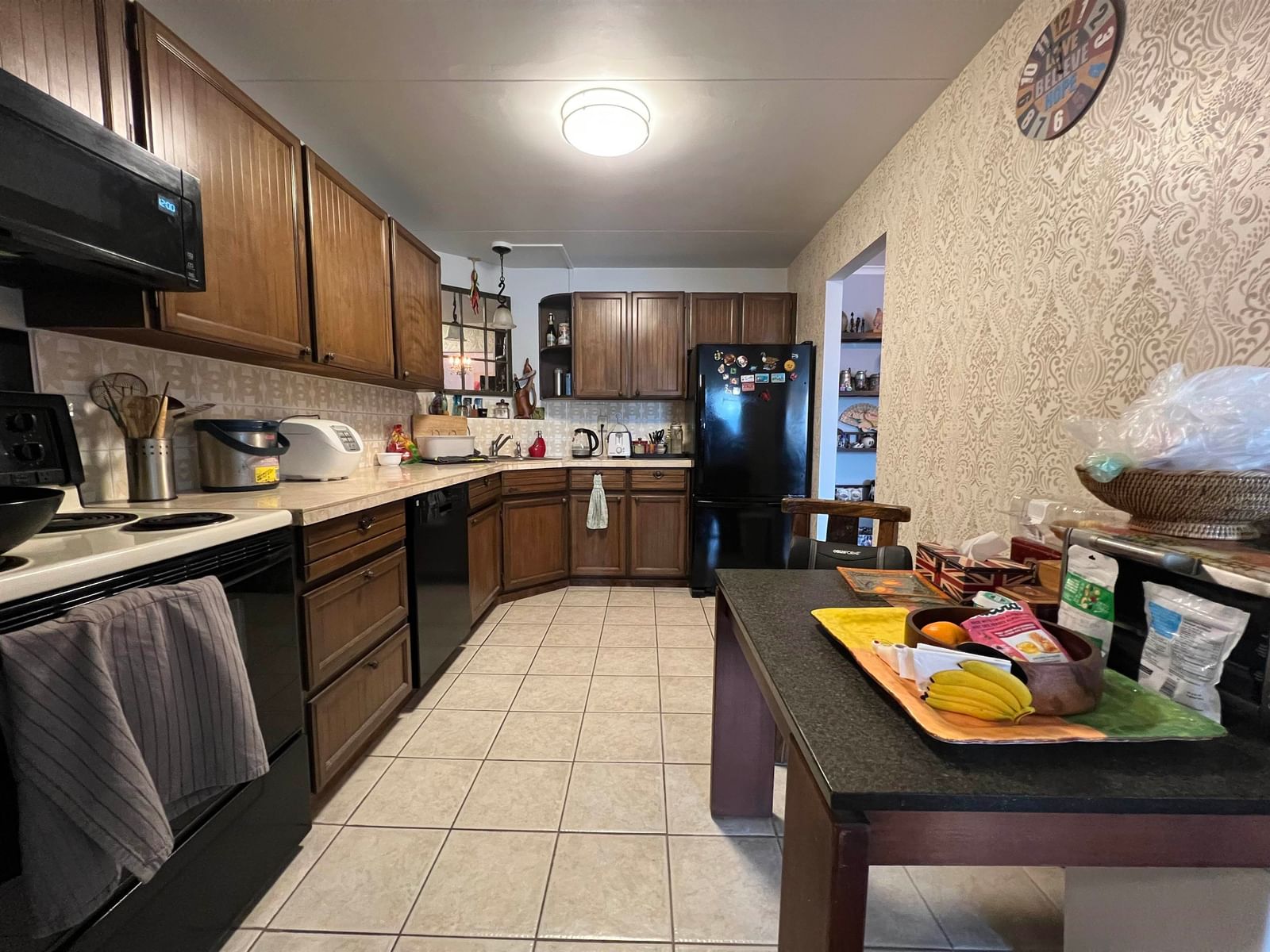 Listing Image 12