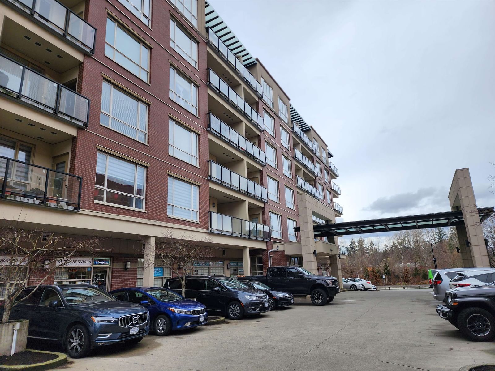 Listing Image 1