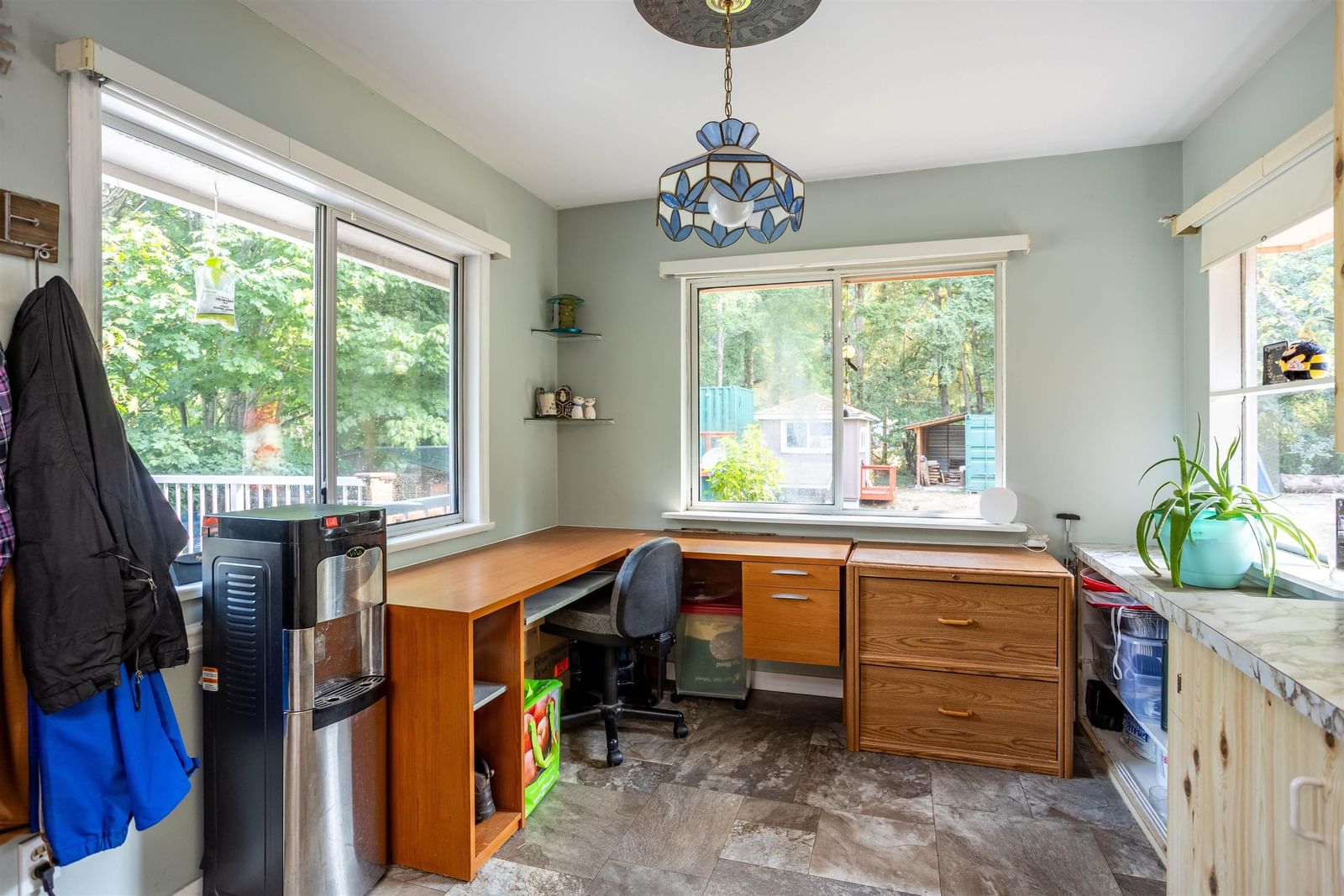 Listing Image 11