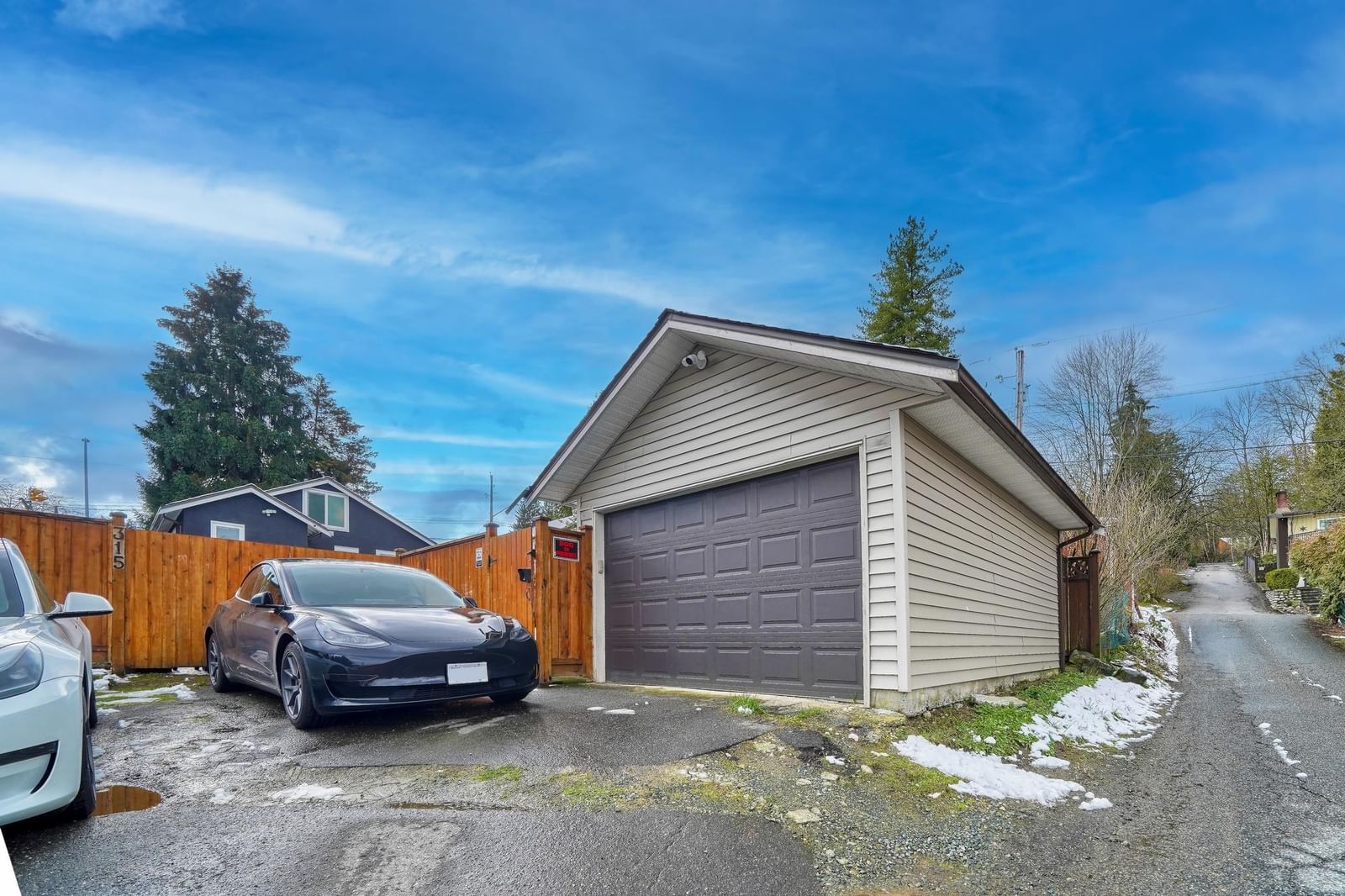 Listing Image 13