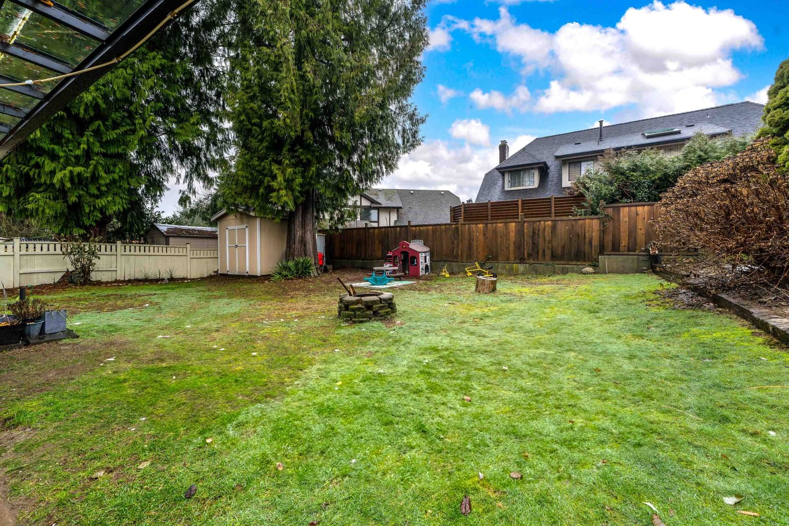 Listing Image 32