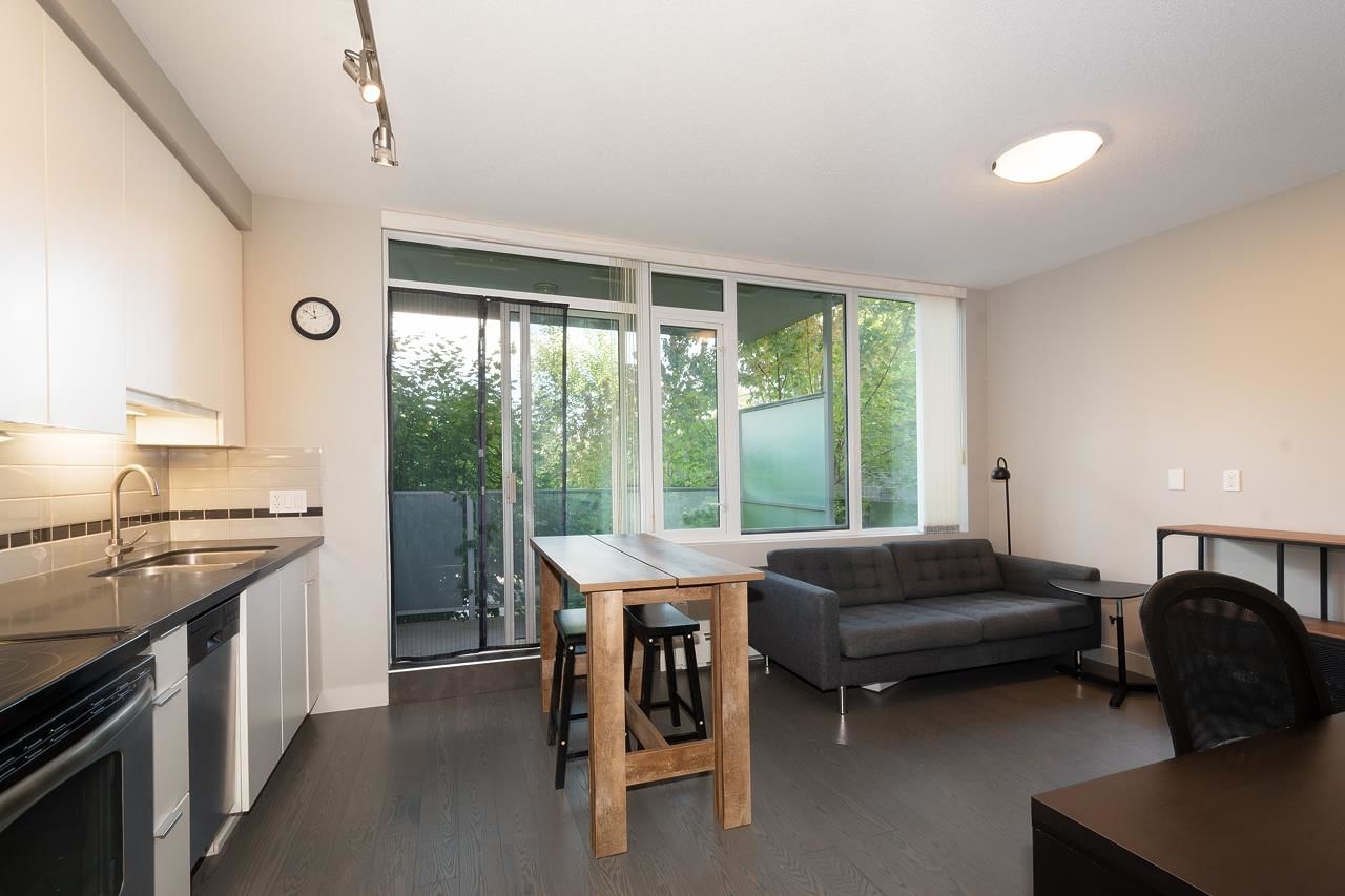 Listing Image 8