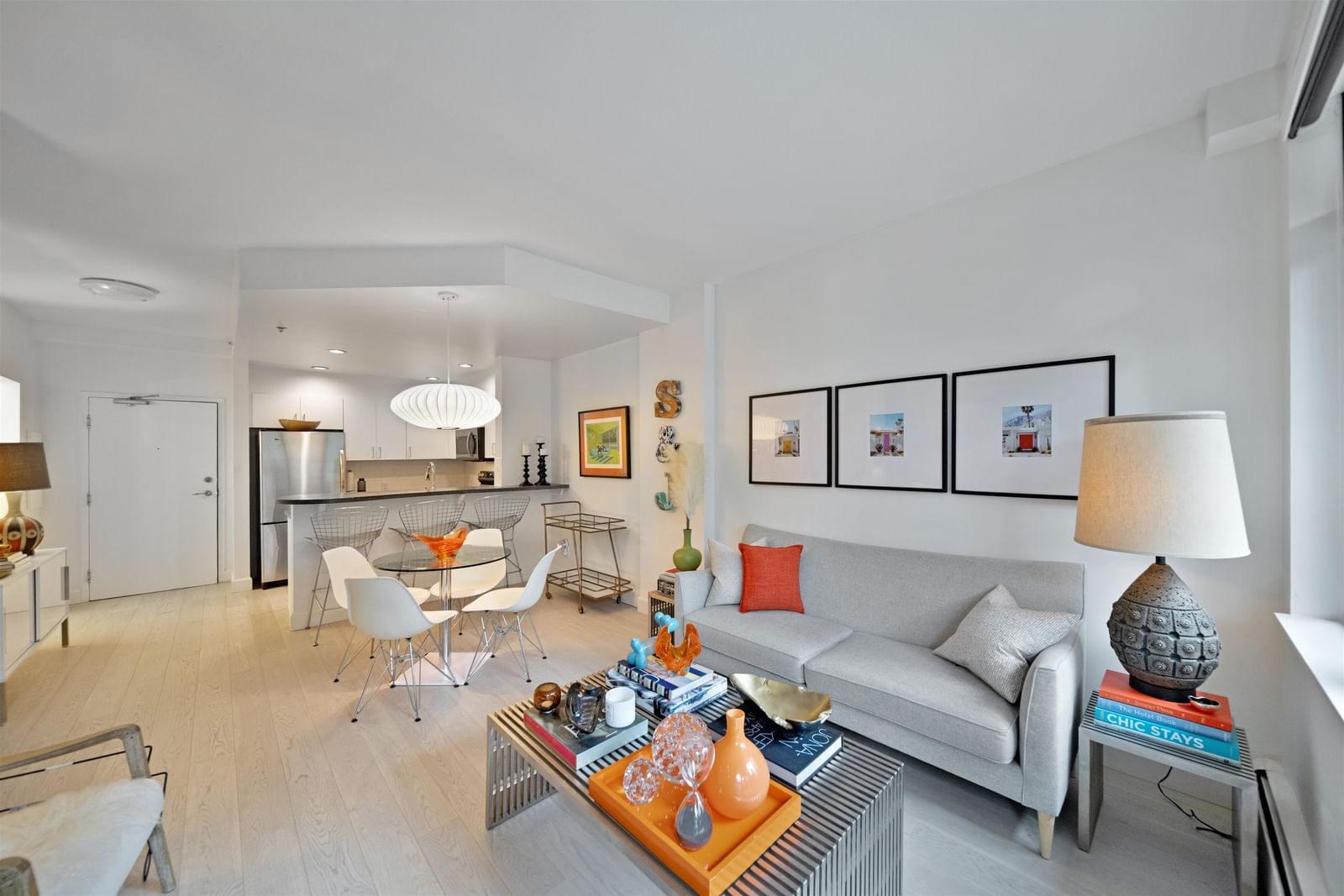 Listing Image 9