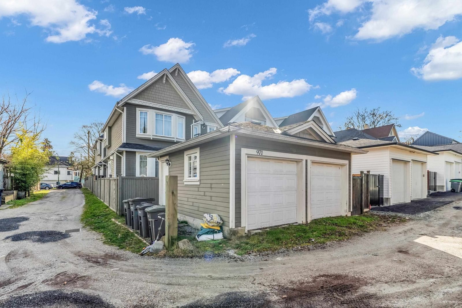 Listing Image 23