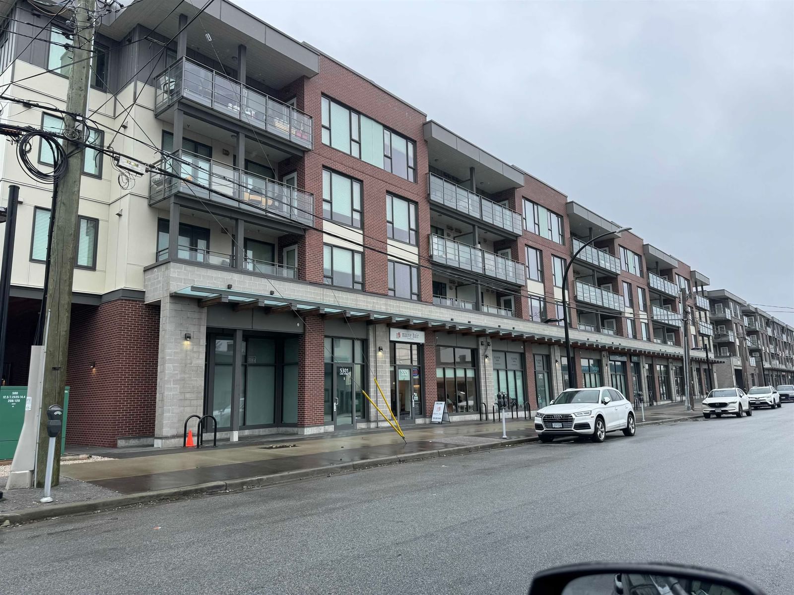 Listing Image 17