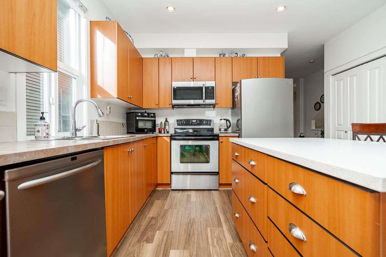 Listing Image 13