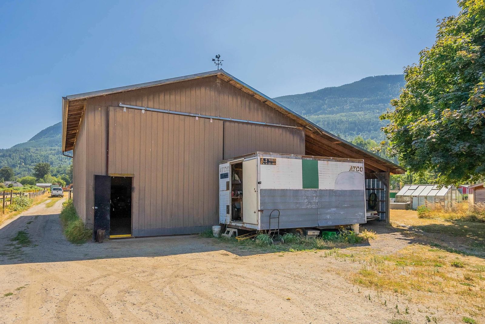 Listing Image 28