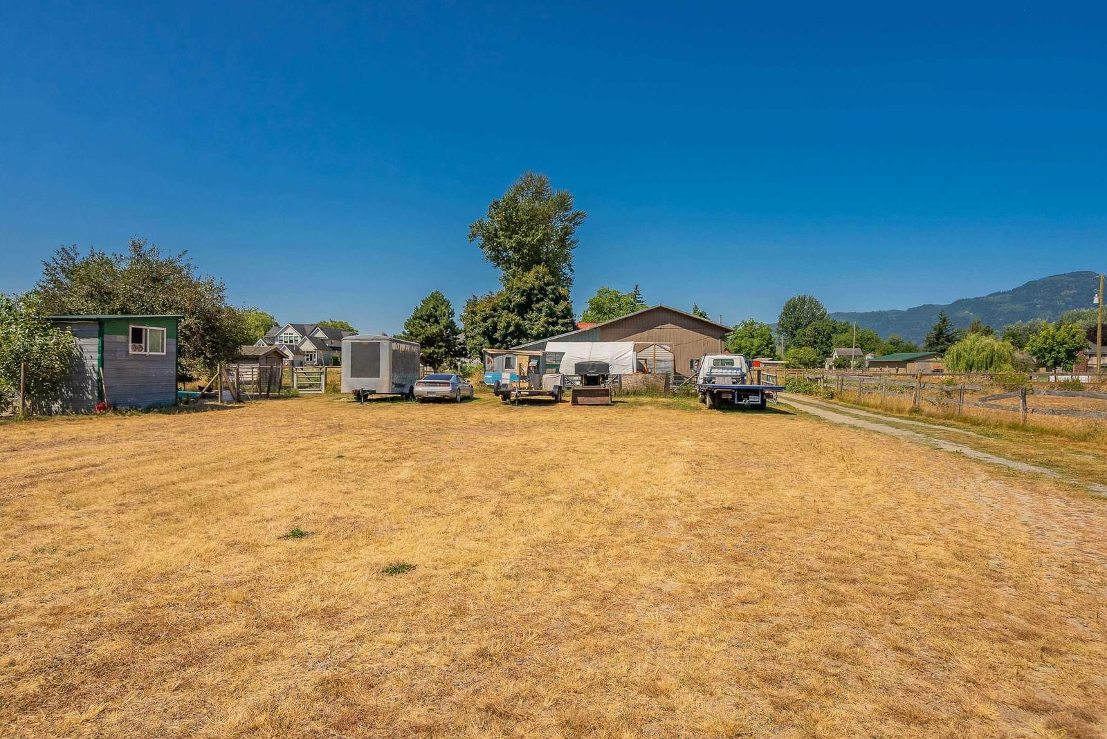 Listing Image 40