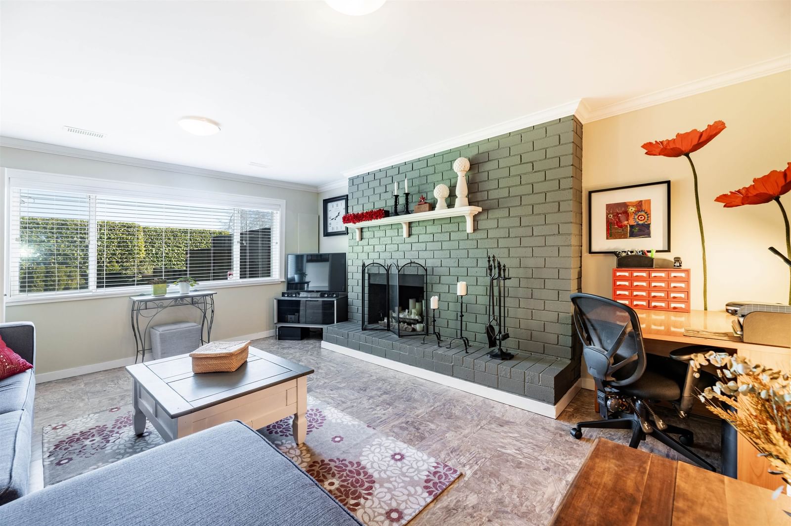 Listing Image 20