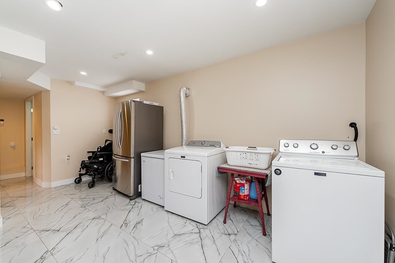 Listing Image 20
