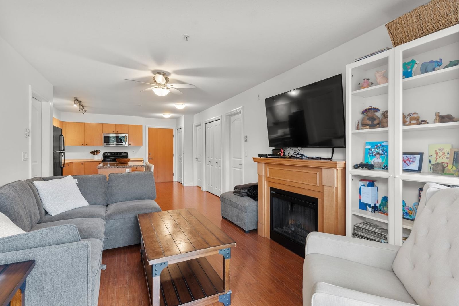 Listing Image 15