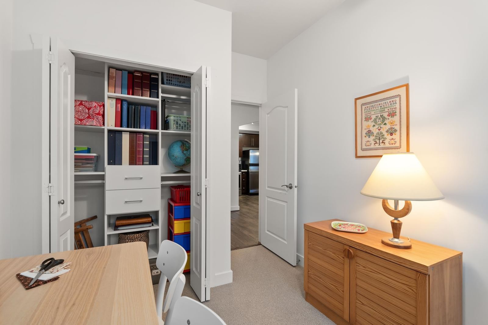 Listing Image 10