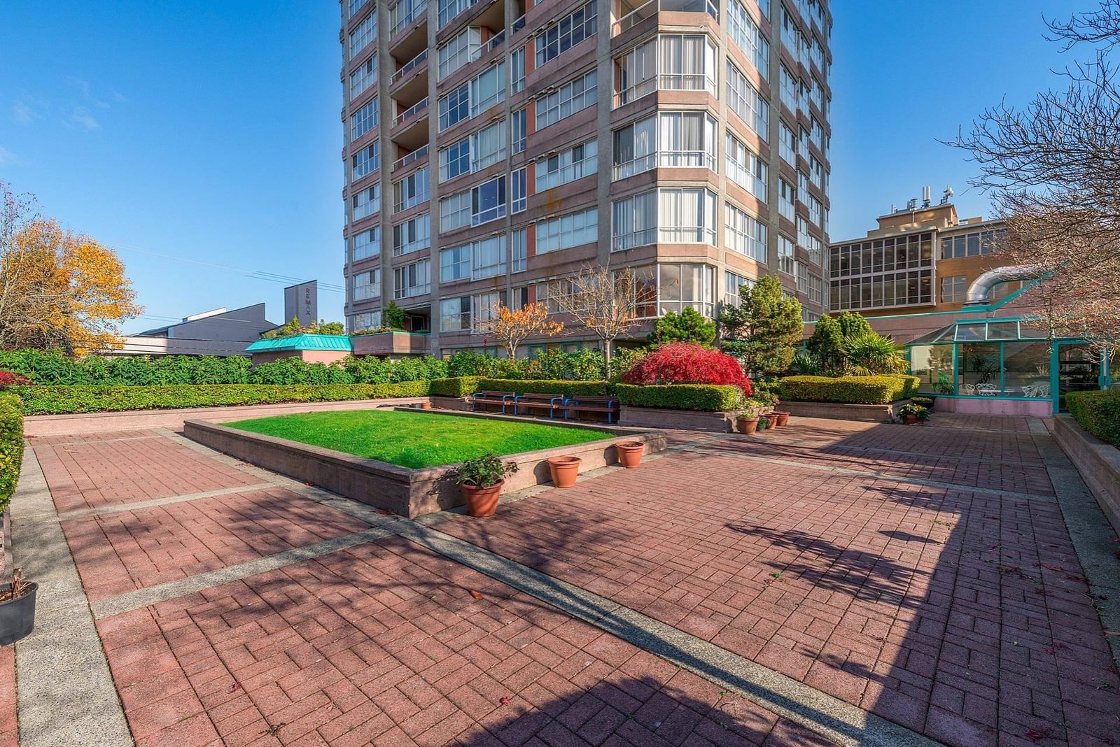 Listing Image 21