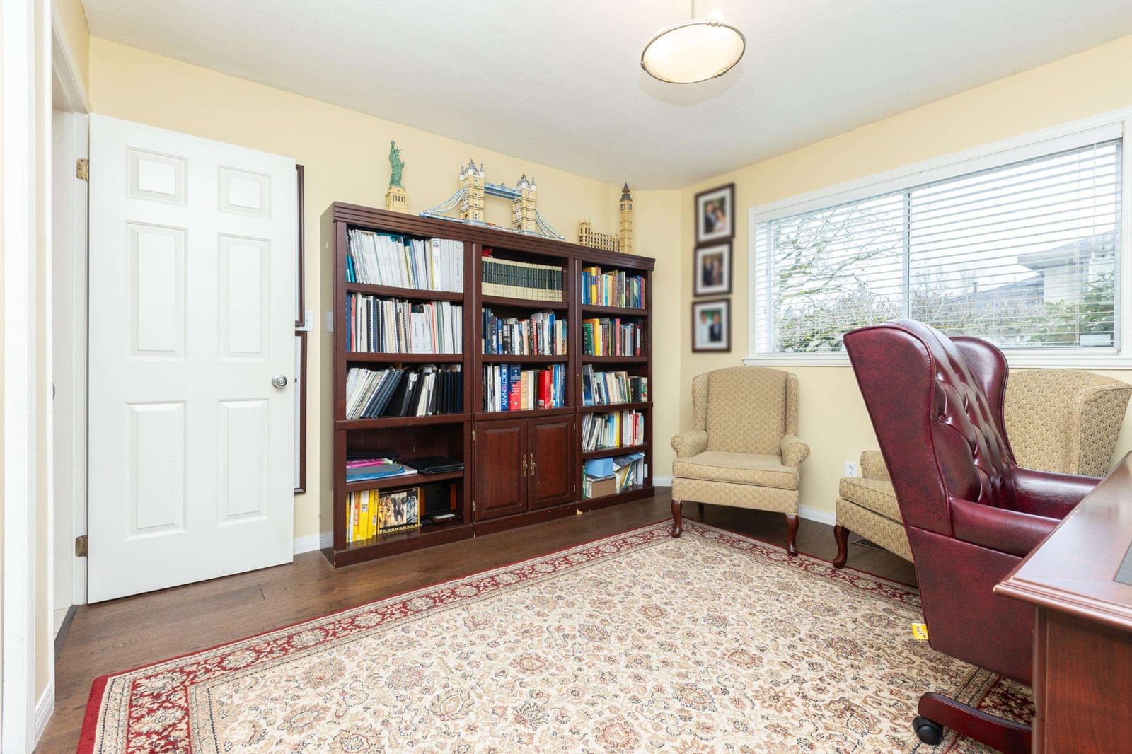 Listing Image 16