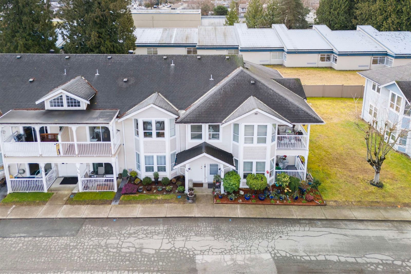 Listing Image 20