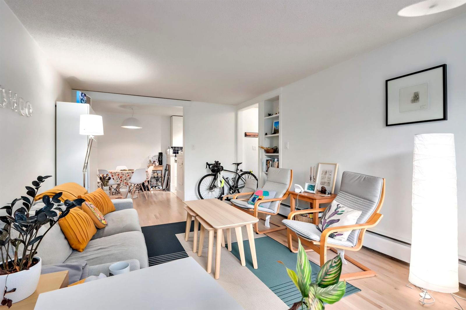 Listing Image 15