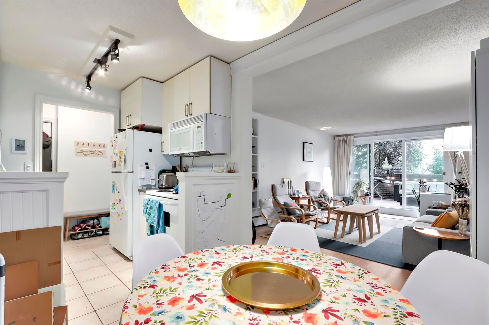 Listing Image 19