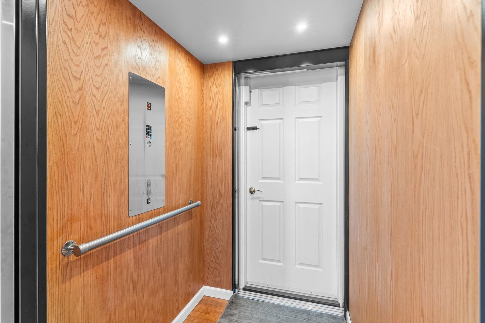 Listing Image 13