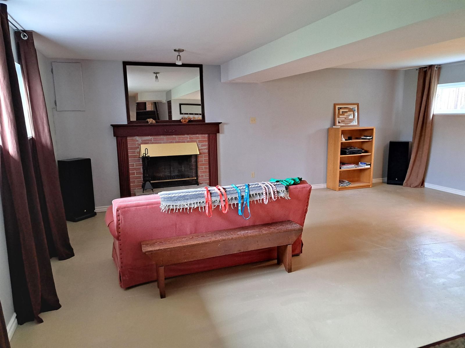 Listing Image 25