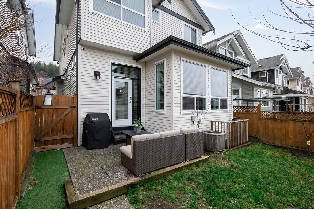 Listing Image 17