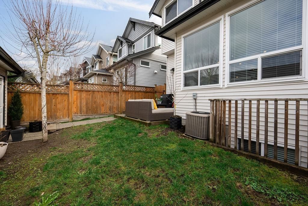Listing Image 18
