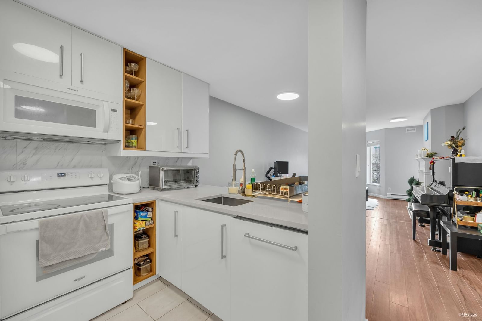 Listing Image 13