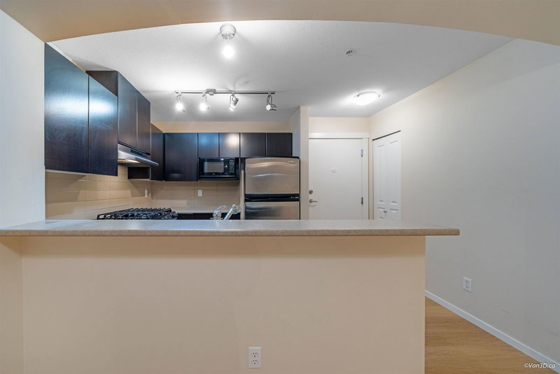 409 - 9319 University Crescent, Burnaby, V5A 4Y5 | Image 2