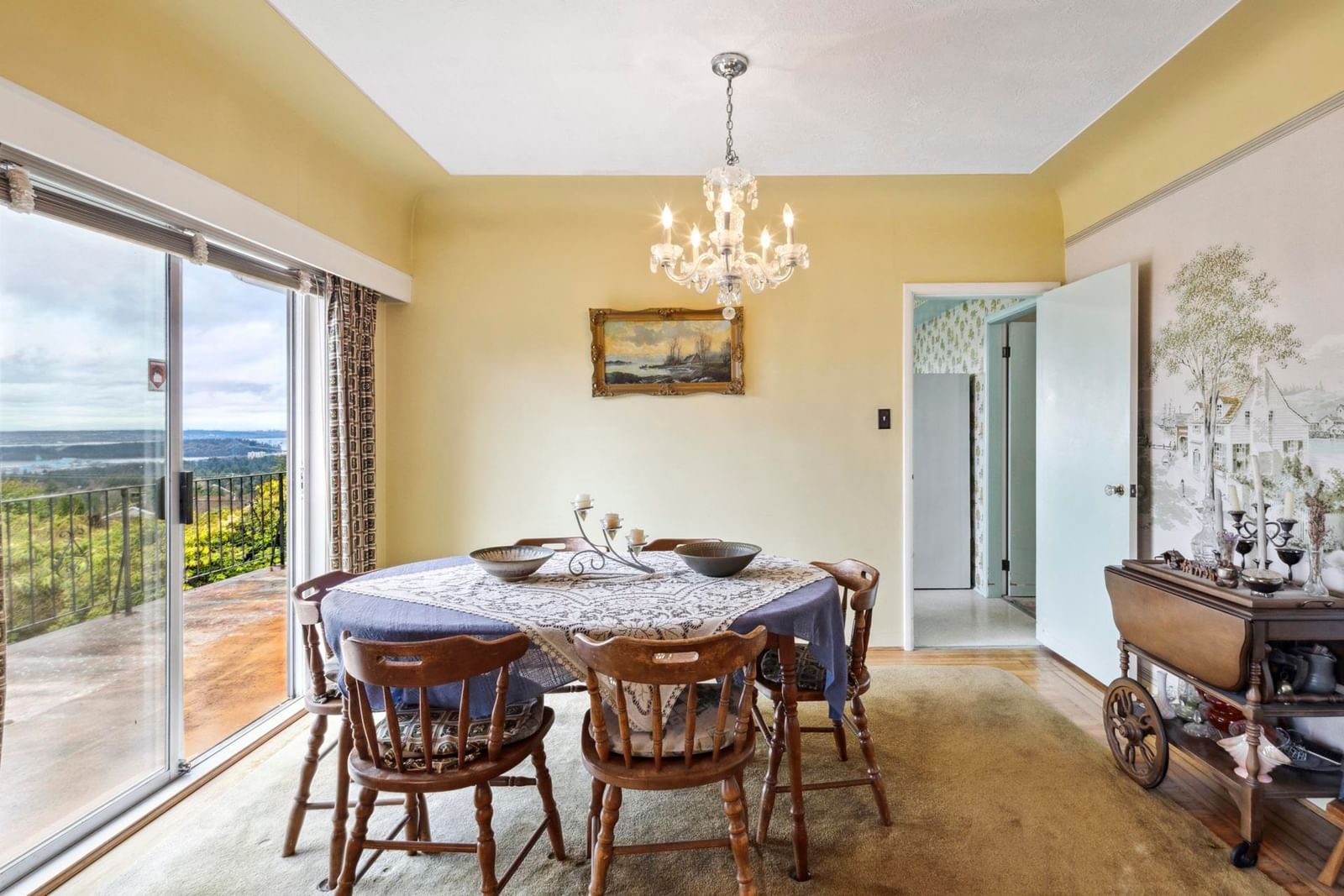 Listing Image 10