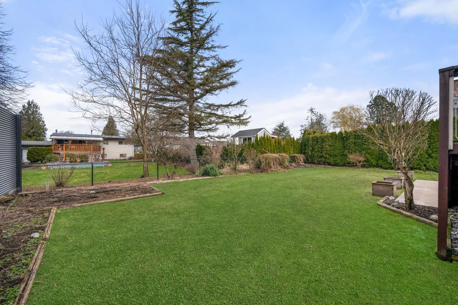 Listing Image 37