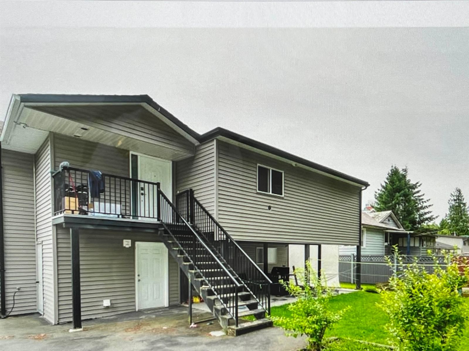 Listing Image 19