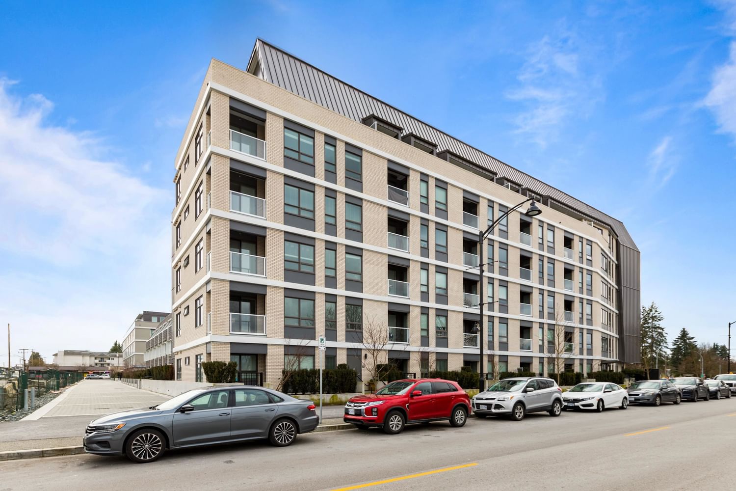 Listing Image 21