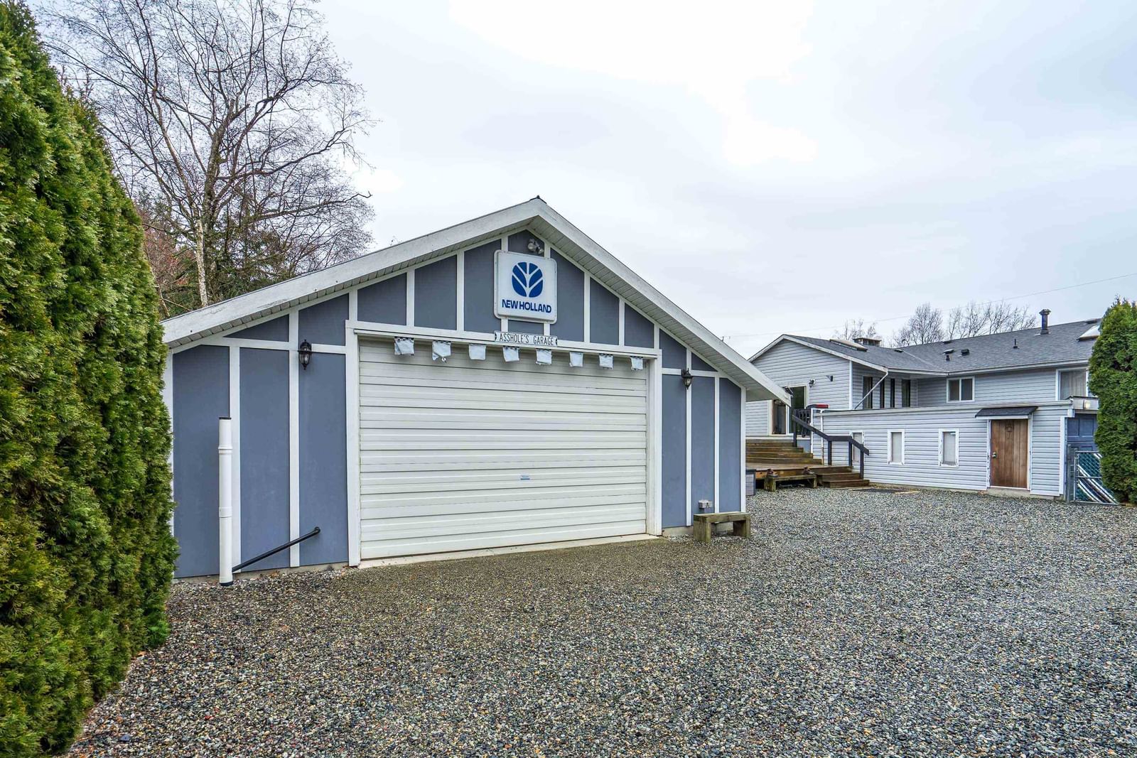 Listing Image 6