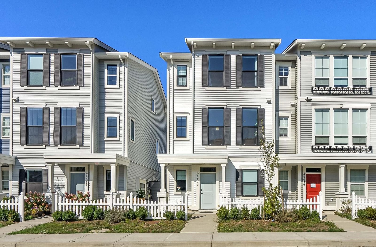 Listing Image 1