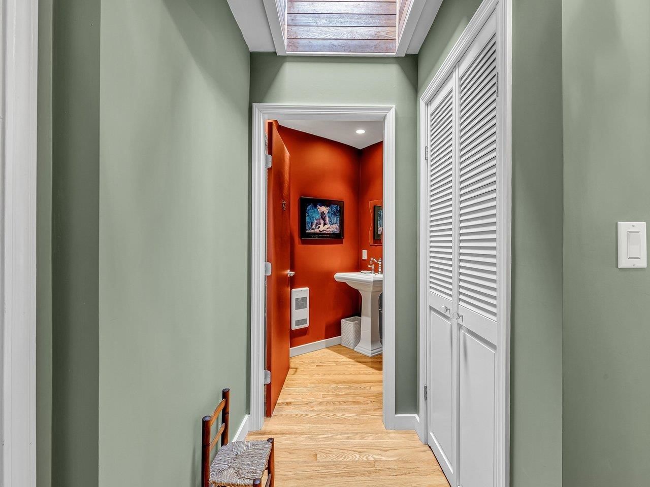 Listing Image 20