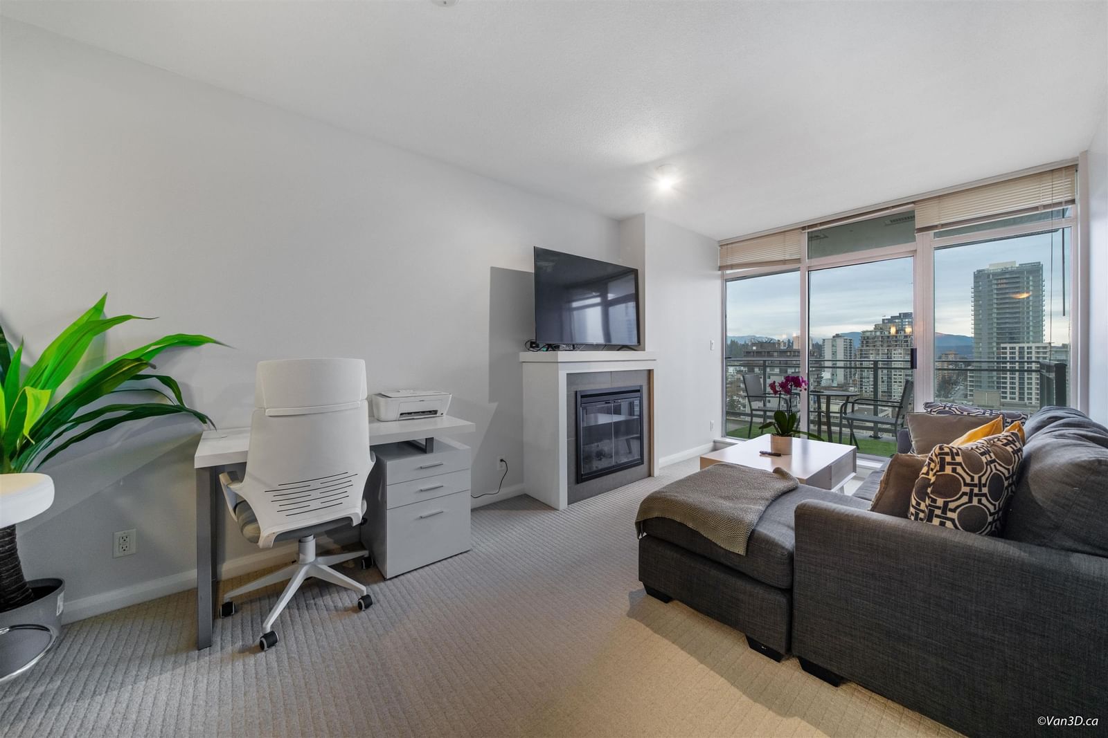 Listing Image 5