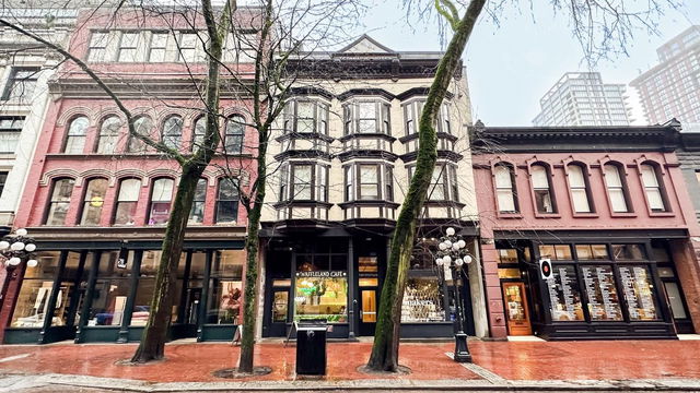 604 - 36 Water Street