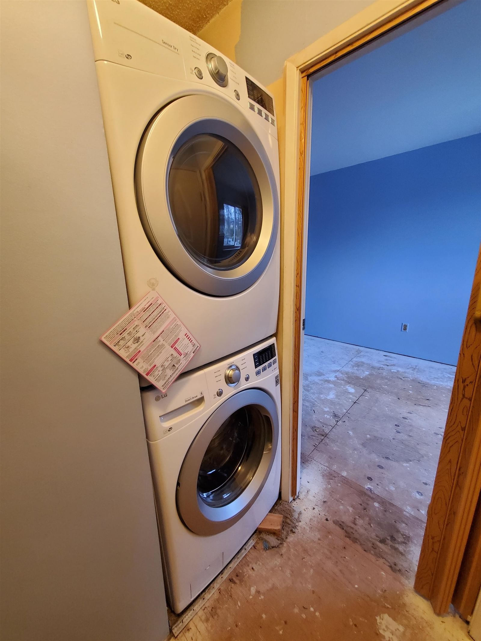 Listing Image 10