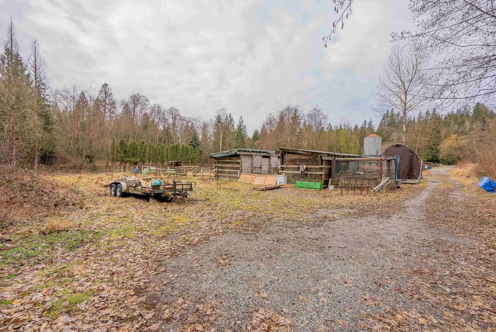 Listing Image 10