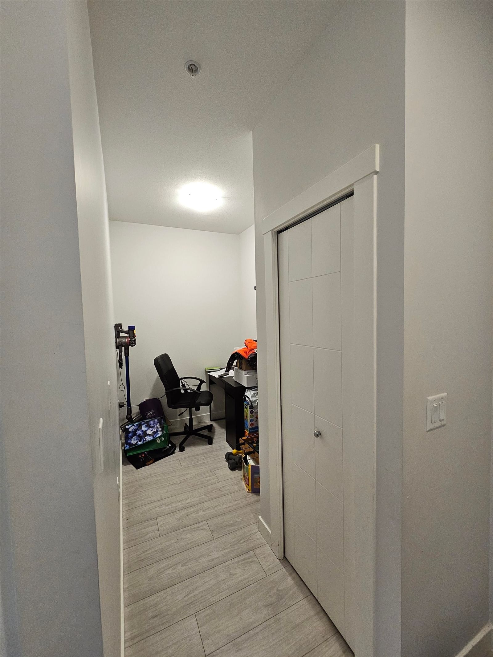 Listing Image 26