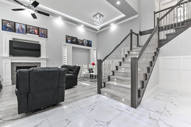 2725 Lefeuvre Road, Abbotsford, V4X 1H5 | Image 2