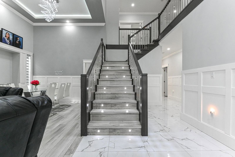 2725 Lefeuvre Road, Abbotsford, V4X 1H5 | Image 3