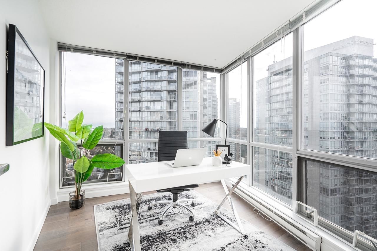 Listing Image 10