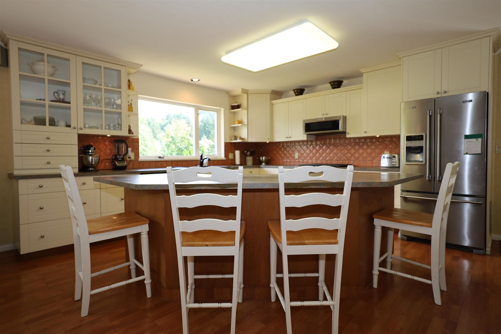 Listing Image 18