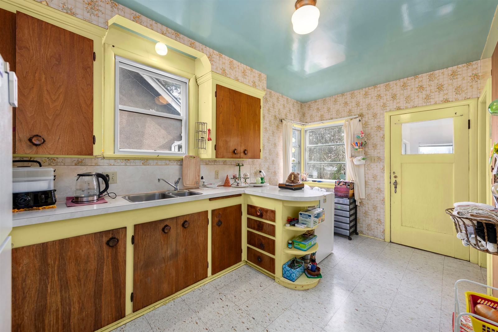 Listing Image 18
