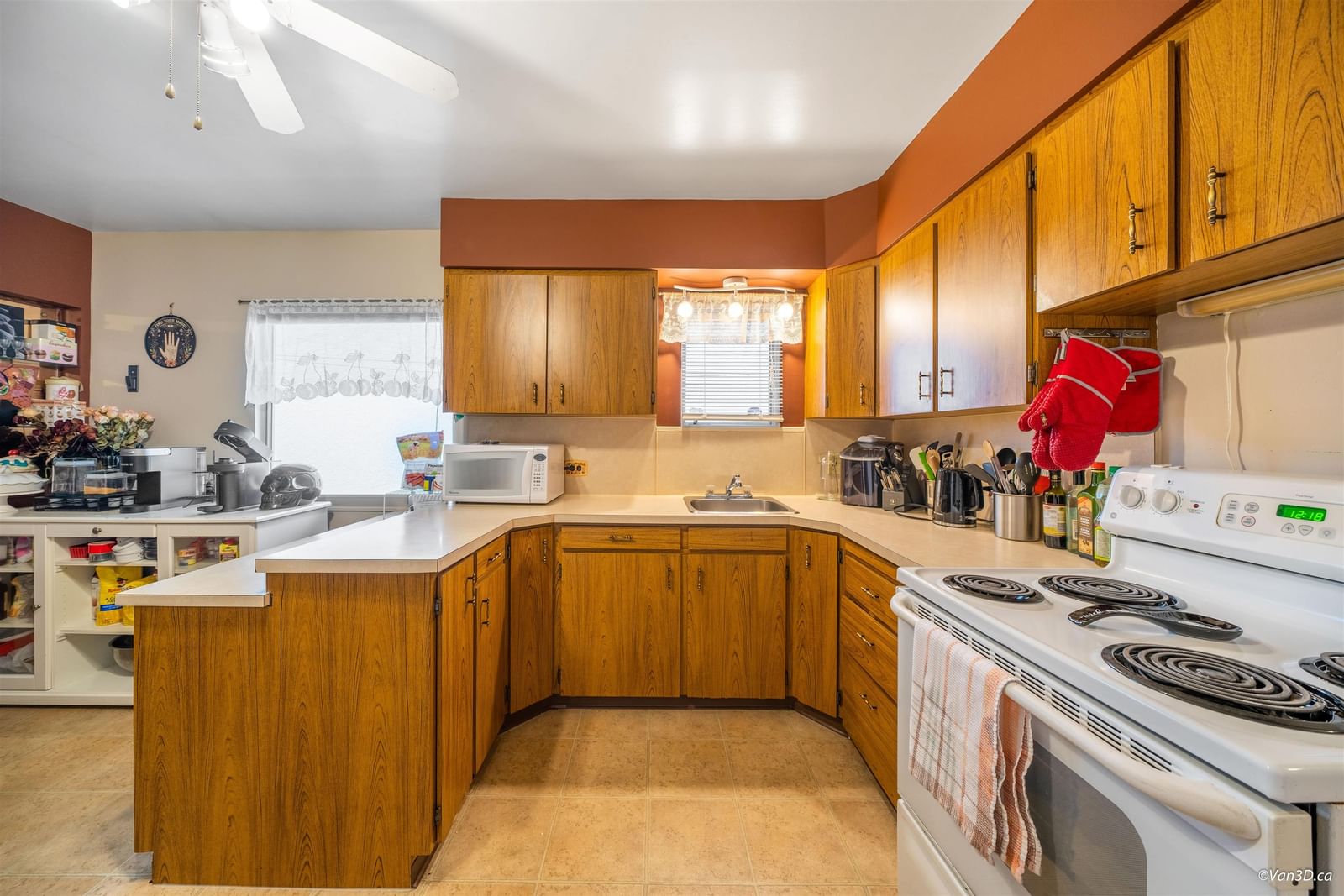 Listing Image 14