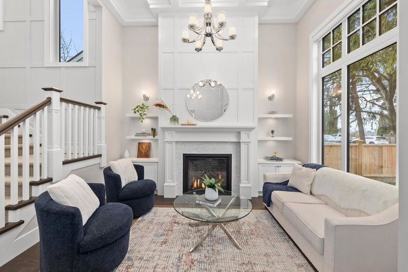 180 Douglas Crescent, Richmond, V7B 1E5 | Image 2