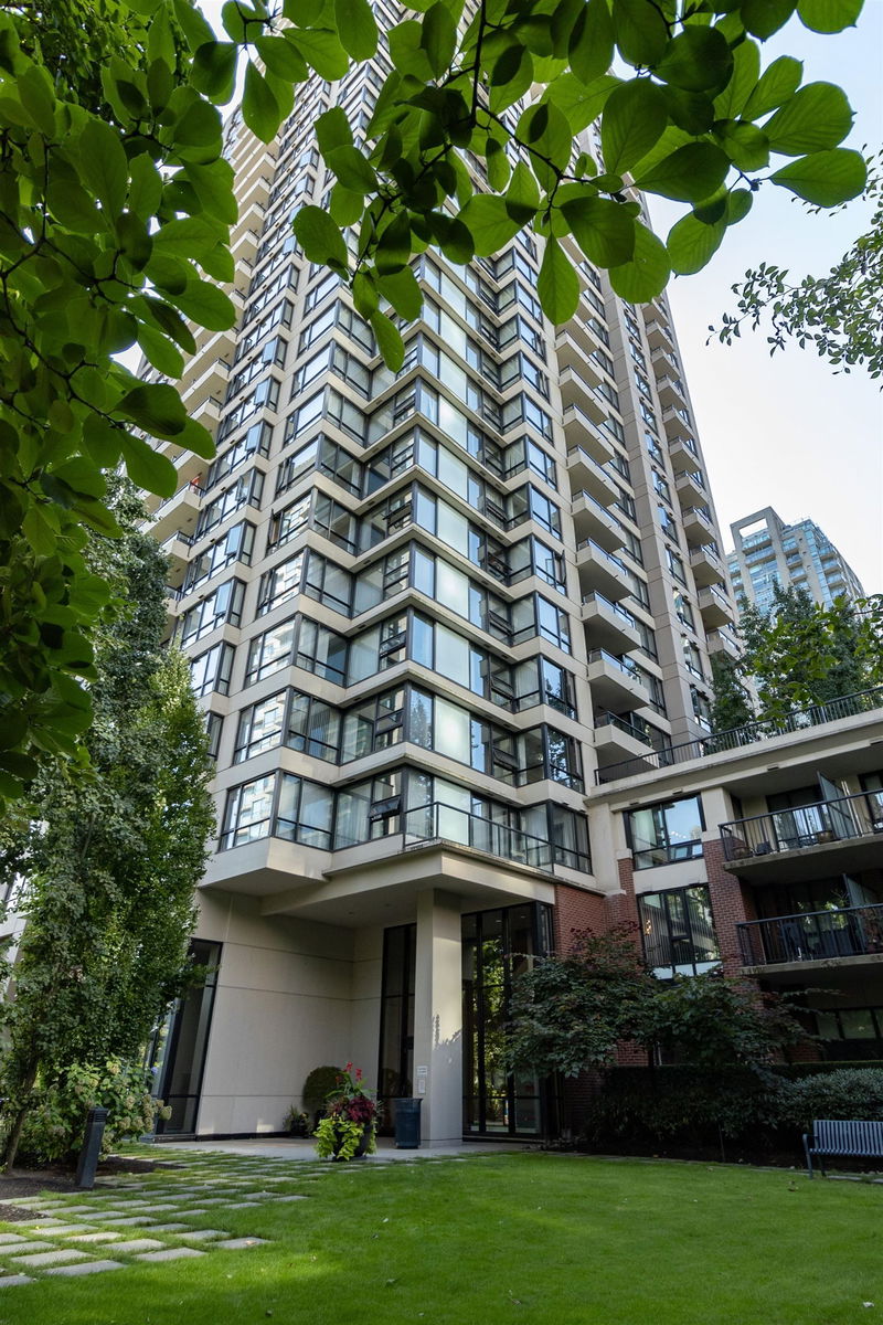 928 Homer Street #2704, Vancouver, British Columbia (MLS R2857739)