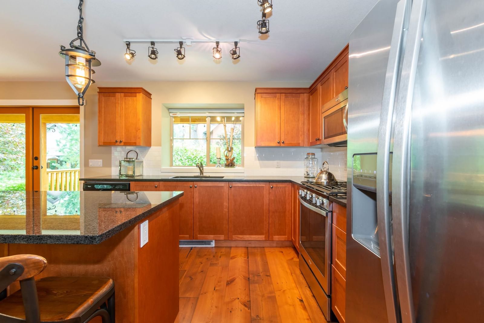 Listing Image 13