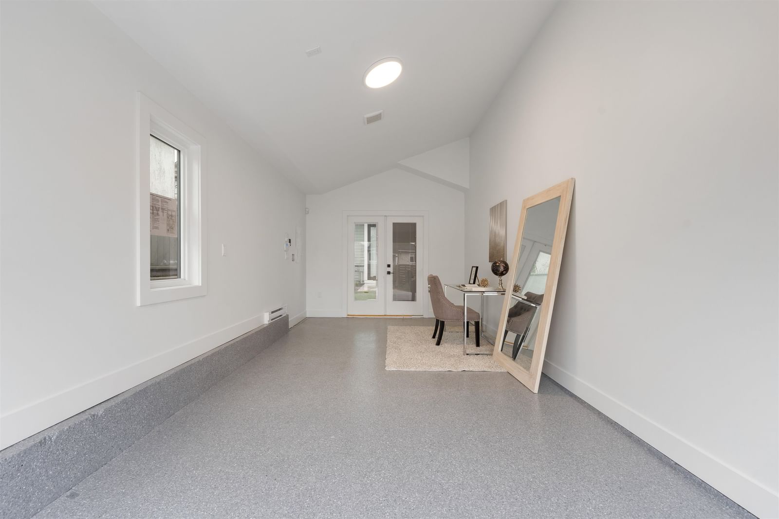Listing Image 33
